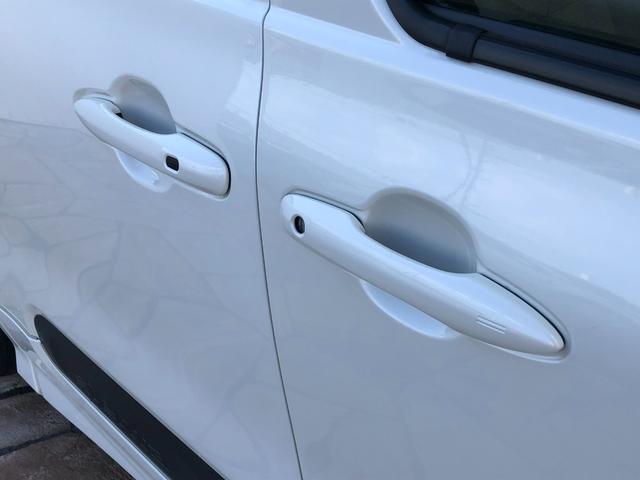 シエンタ ハイブリッドＺ　試乗車＋ＴＣナビ＋バックモニター＋ＥＴＣ＋ドライブレコーダー＋モデリスタフルエアロ＋シートヒーター＋スマートキー＋ワンオーナー（14枚目）