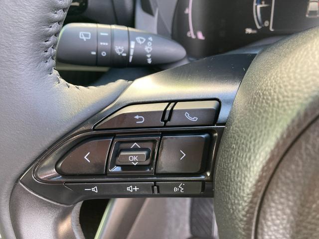 ヤリス Ｚ　フルセグＴＣナビ＋パノラミックビューモニター＋ＥＴＣ＋シートヒーター＋ハンドルヒーター＋スマートキー＋ワンオーナー（27枚目）