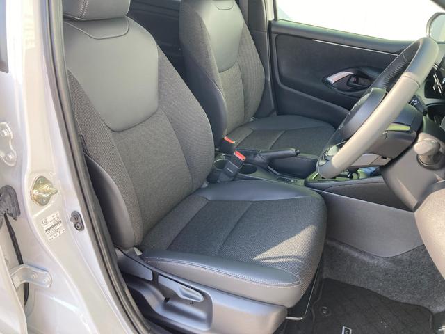 ヤリス Ｚ　フルセグＴＣナビ＋パノラミックビューモニター＋ＥＴＣ＋シートヒーター＋ハンドルヒーター＋スマートキー＋ワンオーナー（29枚目）