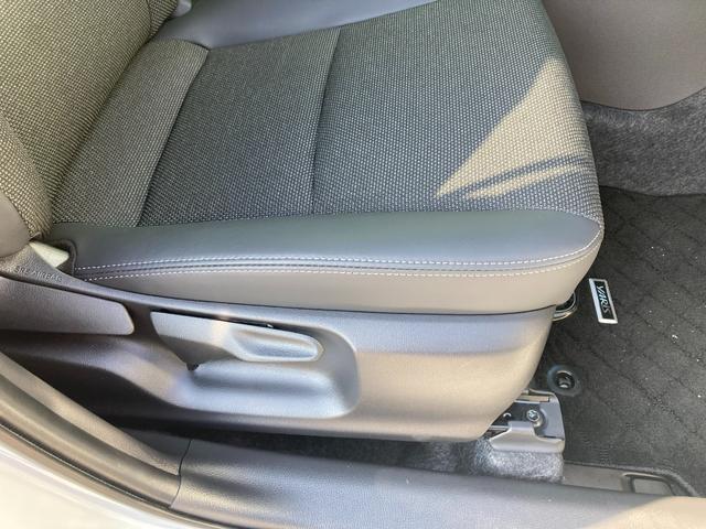 ヤリス Ｚ　フルセグＴＣナビ＋パノラミックビューモニター＋ＥＴＣ＋シートヒーター＋ハンドルヒーター＋スマートキー＋ワンオーナー（30枚目）