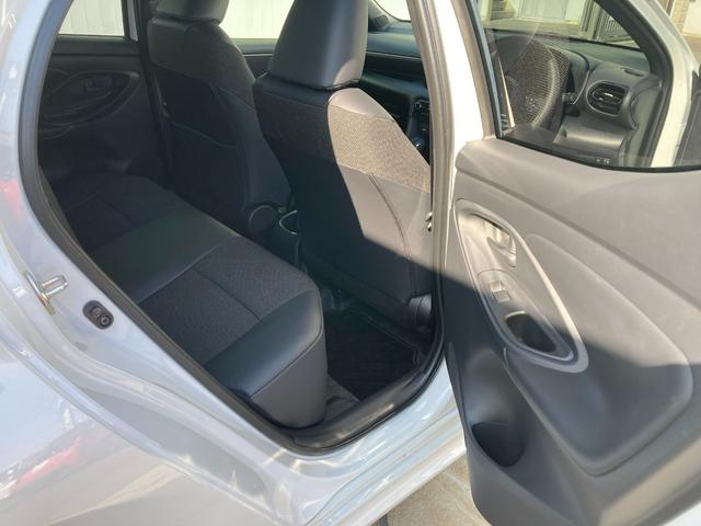 ヤリス Ｚ　フルセグＴＣナビ＋パノラミックビューモニター＋ＥＴＣ＋シートヒーター＋ハンドルヒーター＋スマートキー＋ワンオーナー（33枚目）