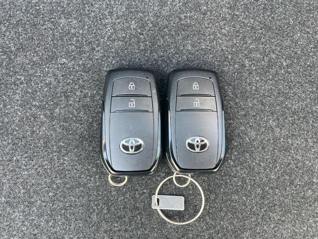 ヤリス Ｚ　フルセグＴＣナビ＋パノラミックビューモニター＋ＥＴＣ＋シートヒーター＋ハンドルヒーター＋スマートキー＋ワンオーナー（43枚目）