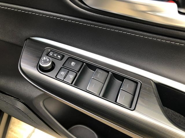 ハリアー Ｚ　ＴＣナビ＋パノラミックビューモニター＋ＥＴＣ＋調光パノラマルーフ＋ドラレコ前後＋合成皮革シート＋スマートキー＋ワンオーナー（16枚目）