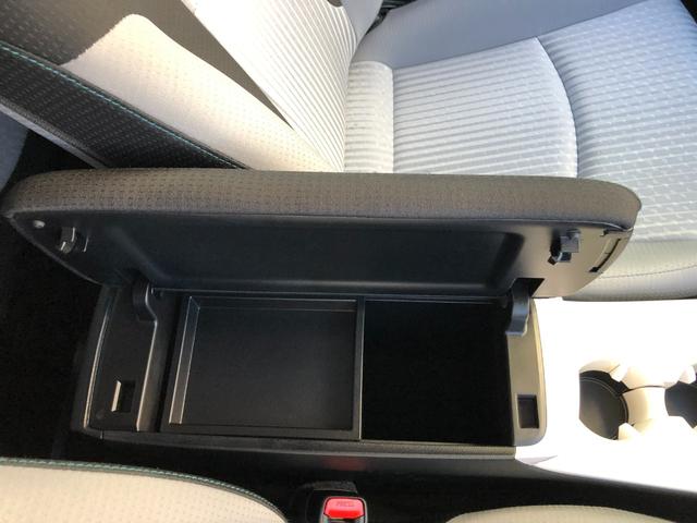 プリウス Ａ　フルセグメモリナビ＋バックモニター＋ＥＴＣ＋ドラレコ前後＋ブラインドスポットモニター＋スマートキー＋ワンオーナー（40枚目）