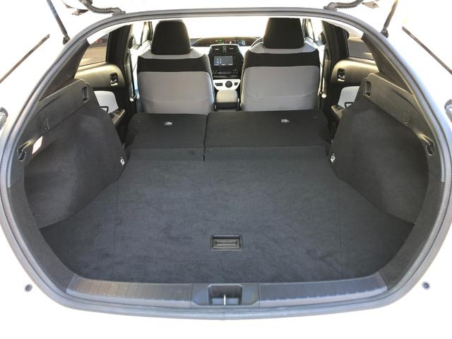 プリウス Ａ　フルセグメモリナビ＋バックモニター＋ＥＴＣ＋ドラレコ前後＋ブラインドスポットモニター＋スマートキー＋ワンオーナー（52枚目）