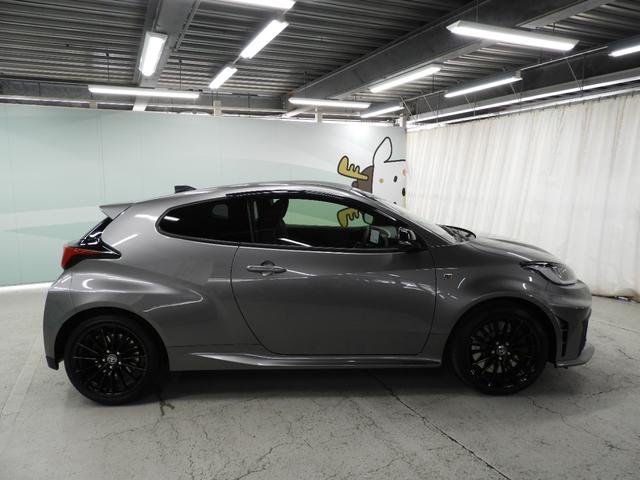 GRヤリス RZ TCナビ+バックモニター+ETC+ドライブレコーダー+ブラインドスポットモニター+純正アルミホイール+スマートキー+ワンオーナー(5枚目)