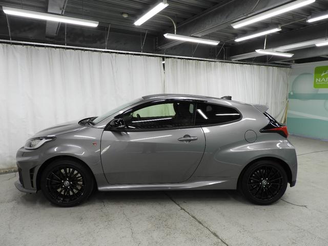 GRヤリス RZ TCナビ+バックモニター+ETC+ドライブレコーダー+ブラインドスポットモニター+純正アルミホイール+スマートキー+ワンオーナー(9枚目)