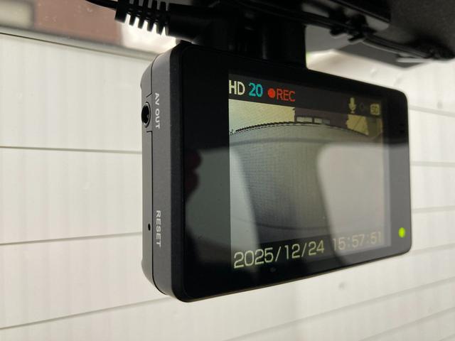 シエンタ Ｇ　フルセグメモリナビ＋バックモニター＋ＥＴＣ＋ドラレコ前後＋フリップモニター＋両側パワースライドドア＋スマートキー（19枚目）