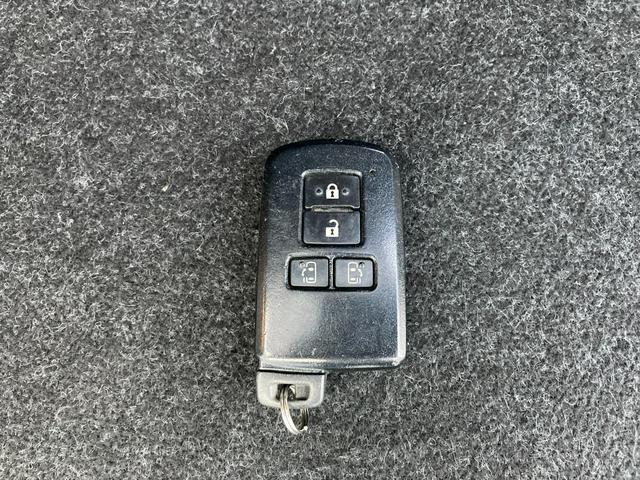 シエンタ Ｇ　フルセグメモリナビ＋バックモニター＋ＥＴＣ＋ドラレコ前後＋フリップモニター＋両側パワースライドドア＋スマートキー（45枚目）