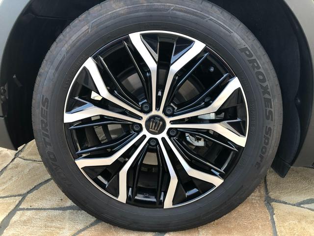 クラウンクロスオーバー Ｇアドバンスド　ディスプレイオーディオ＋パノラミックビューモニター＋ＥＴＣ＋ドラレコ前後＋ＡＣ１００Ｖ電源＋スマートキー＋ワンオーナー（11枚目）