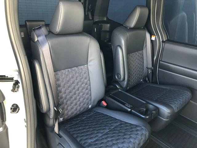 �q�Q�S�c���{���È�Ղ��k�ւO�D�T�����g���^�̊Ŕ��ڈ�ł��B���Ј�x�����X����������