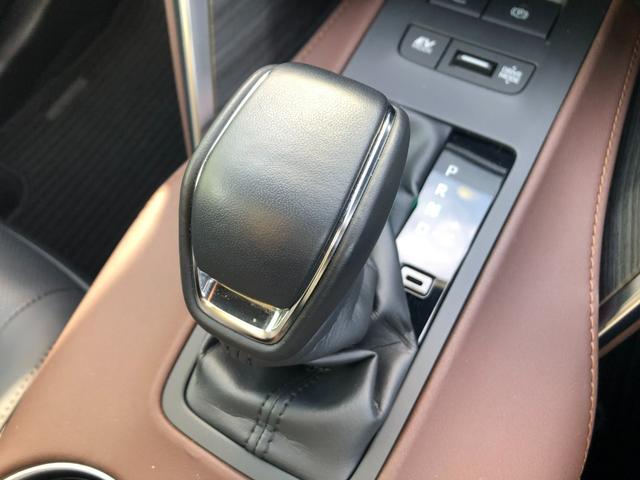 ハリアーハイブリッド Z レザーパッケージ TCナビ+パノラミックビューモニター+ETC+ドラレコ前後+BSM+シートヒーター+シートクーラー+スマートキー+ワンオーナー(35枚目)