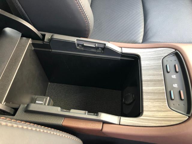 ハリアーハイブリッド Z レザーパッケージ TCナビ+パノラミックビューモニター+ETC+ドラレコ前後+BSM+シートヒーター+シートクーラー+スマートキー+ワンオーナー(39枚目)
