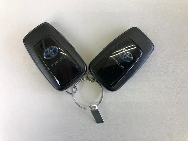 プリウス Ａ　ＴＣナビ＋バックモニター＋ＥＴＣ＋ドライブレコーダー＋ブラインドスポットモニター＋純正アルミホイール＋スマートキー＋ワンオーナー（55枚目）