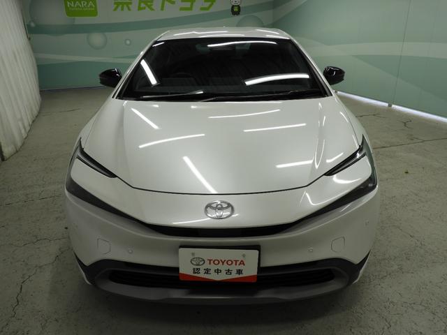 プリウス Ｕ　ディスプレイオーディオ＋バックガイドモニター＋ＥＴＣ＋シートヒーター＋ＡＣ１００Ｖ電源＋スマートキー＋ワンオーナー（3枚目）