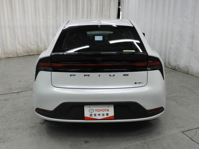 プリウス Ｕ　ディスプレイオーディオ＋バックガイドモニター＋ＥＴＣ＋シートヒーター＋ＡＣ１００Ｖ電源＋スマートキー＋ワンオーナー（7枚目）