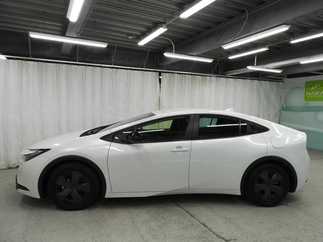 プリウス Ｕ　ディスプレイオーディオ＋バックガイドモニター＋ＥＴＣ＋シートヒーター＋ＡＣ１００Ｖ電源＋スマートキー＋ワンオーナー（9枚目）