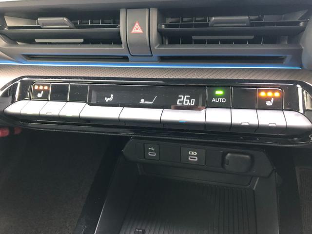 プリウス Ｕ　ディスプレイオーディオ＋バックガイドモニター＋ＥＴＣ＋シートヒーター＋ＡＣ１００Ｖ電源＋スマートキー＋ワンオーナー（34枚目）