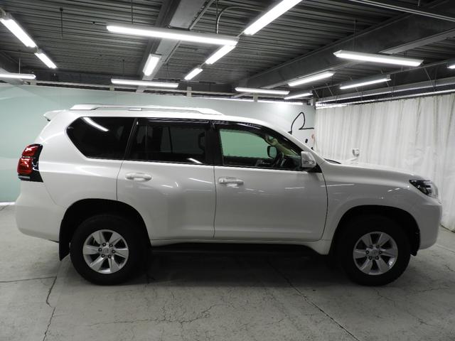 ランドクルーザープラド ＴＸ　Ｌパッケージ　９インチメモリナビ＋バックガイドモニター＋ＥＴＣ＋ドライブレコーダー＋サンルーフ＋本革シート＋シートヒーター＋スマートキー＋ワンオーナー（5枚目）