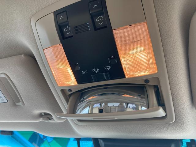 ランドクルーザープラド ＴＸ　Ｌパッケージ　９インチメモリナビ＋バックガイドモニター＋ＥＴＣ＋ドライブレコーダー＋サンルーフ＋本革シート＋シートヒーター＋スマートキー＋ワンオーナー（22枚目）