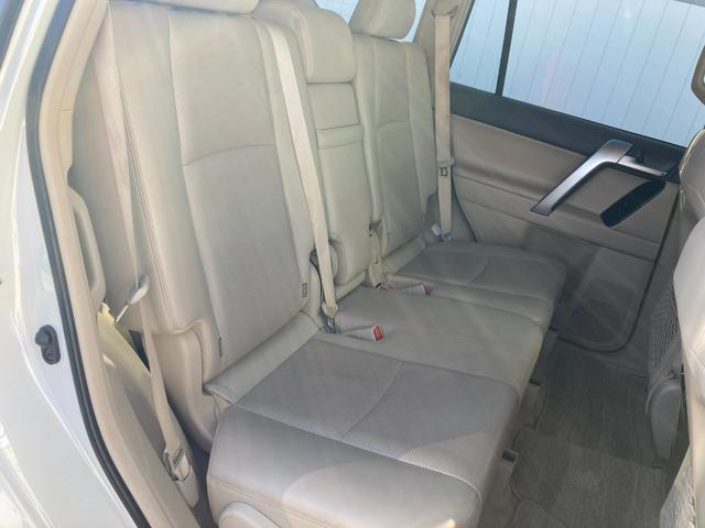 ランドクルーザープラド ＴＸ　Ｌパッケージ　９インチメモリナビ＋バックガイドモニター＋ＥＴＣ＋ドライブレコーダー＋サンルーフ＋本革シート＋シートヒーター＋スマートキー＋ワンオーナー（43枚目）