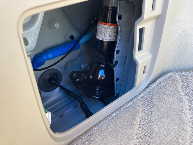 ランドクルーザープラド ＴＸ　Ｌパッケージ　９インチメモリナビ＋バックガイドモニター＋ＥＴＣ＋ドライブレコーダー＋サンルーフ＋本革シート＋シートヒーター＋スマートキー＋ワンオーナー（49枚目）