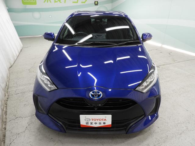 ヤリス 　ＴＣナビ＋パノラミックビューモニター＋ＥＴＣ＋ドライブレコーダー＋シートヒーター＋スマートキー＋ワンオーナー（3枚目）