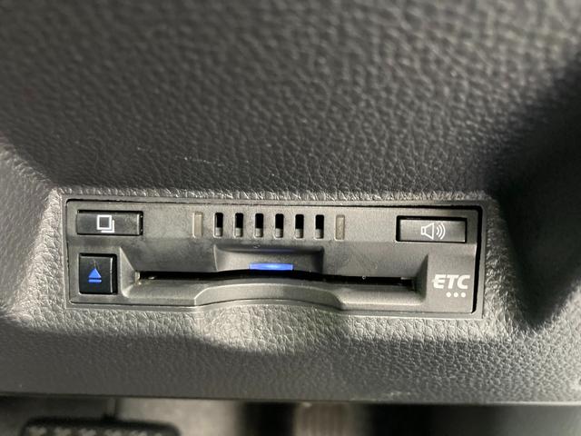 ヤリス 　ＴＣナビ＋パノラミックビューモニター＋ＥＴＣ＋ドライブレコーダー＋シートヒーター＋スマートキー＋ワンオーナー（32枚目）