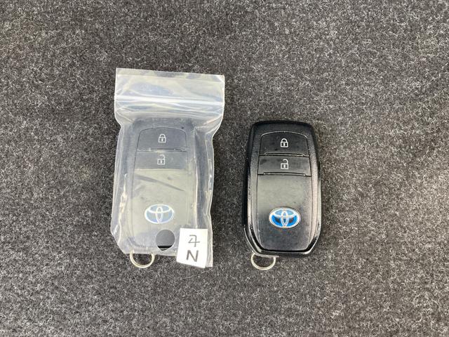 ヤリス 　ＴＣナビ＋パノラミックビューモニター＋ＥＴＣ＋ドライブレコーダー＋シートヒーター＋スマートキー＋ワンオーナー（47枚目）