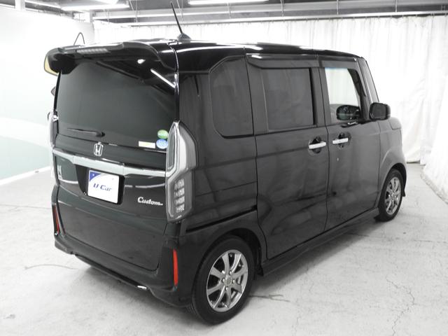 N-BOXカスタム G・Lターボホンダセンシング メモリナビ+バックモニター+ETC+ドライブレコーダー+合成皮革シート+両側パワースライドドア+スマートキー+ワンオーナー(6枚目)