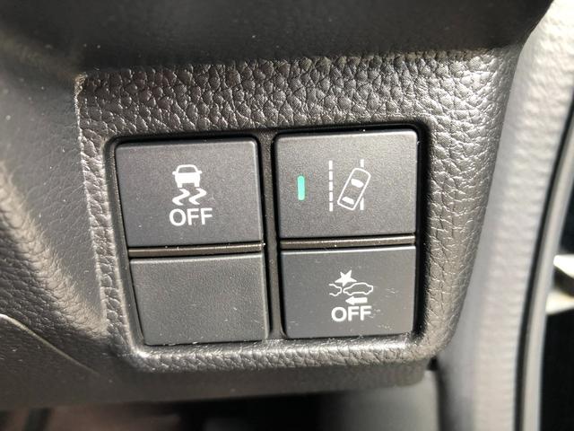 N-BOXカスタム G・Lターボホンダセンシング メモリナビ+バックモニター+ETC+ドライブレコーダー+合成皮革シート+両側パワースライドドア+スマートキー+ワンオーナー(30枚目)