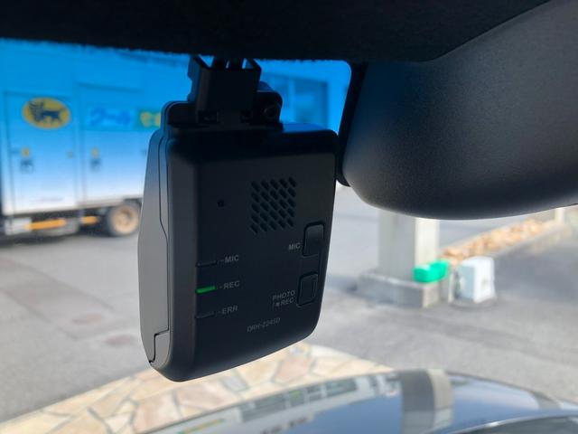 N-BOXカスタム G・Lターボホンダセンシング メモリナビ+バックモニター+ETC+ドライブレコーダー+合成皮革シート+両側パワースライドドア+スマートキー+ワンオーナー(42枚目)