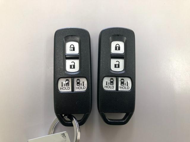N-BOXカスタム G・Lターボホンダセンシング メモリナビ+バックモニター+ETC+ドライブレコーダー+合成皮革シート+両側パワースライドドア+スマートキー+ワンオーナー(60枚目)