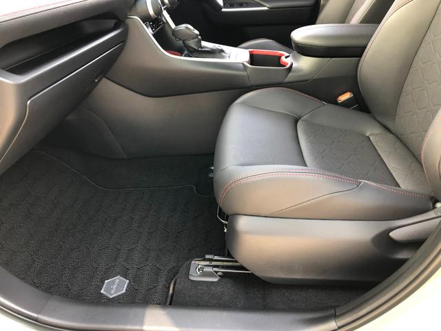 RAV4 ハイブリッドアドベンチャー オフロードパッケージII 試乗車+10.5インチTCナビ+パノラミックビューモニター+ETC+ドライブレコーダー前後+BSM+合成皮革シート+スマートキー+ワンオーナー(44枚目)