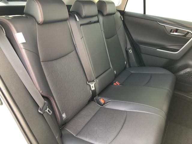 RAV4 ハイブリッドアドベンチャー オフロードパッケージII 試乗車+10.5インチTCナビ+パノラミックビューモニター+ETC+ドライブレコーダー前後+BSM+合成皮革シート+スマートキー+ワンオーナー(49枚目)