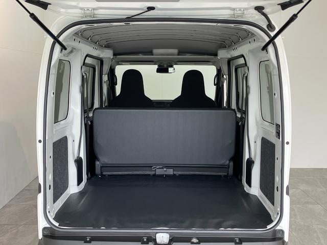 ハイゼットカーゴ ＤＸ　パートタイム４ＷＤ　ＣＶＴ車　キーレス　衝突被害軽減ブレーキ　スマアシ　コーナーセンサー　キーレス　前席パワーウインドウ　ＡＭ／ＦＭステレオ　両側スライドドア　パートタイム４ＷＤ　オートライト（7枚目）