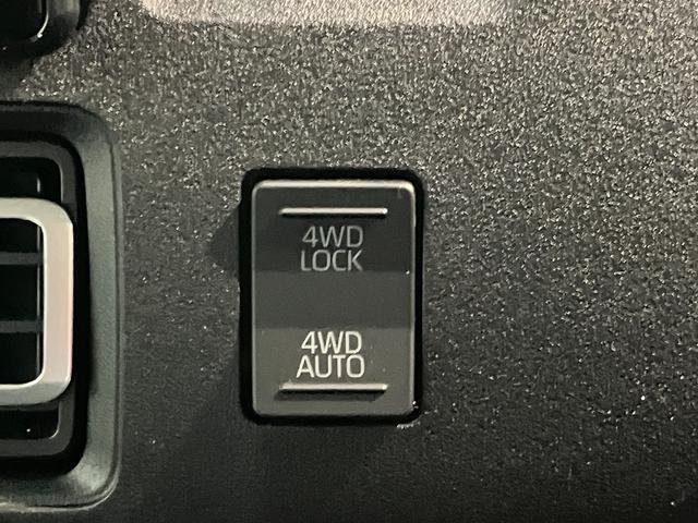 アトレー ＲＳ　４ＷＤ　９型ディスプレイオーディオ　レーダークルコン　衝突被害軽減ブレーキ　コーナーセンサー　９型ディスプレイオーディオ　フルセグ　バックカメラ　Ｂｌｕｅｔｏｏｔｈ　ＵＳＢ　両側電動スライドドア　ＬＥＤ　オートライト　電動格納式ミラー　レーダークルコン（17枚目）