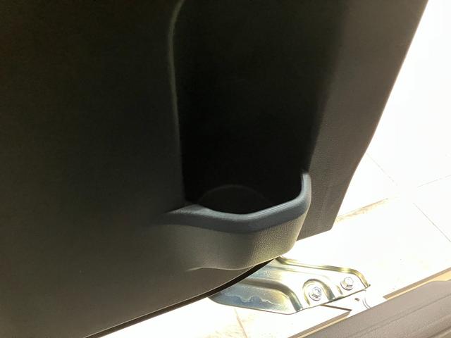 アトレー ＲＳ　４ＷＤ　９型ディスプレイオーディオ　レーダークルコン　衝突被害軽減ブレーキ　コーナーセンサー　９型ディスプレイオーディオ　フルセグ　バックカメラ　Ｂｌｕｅｔｏｏｔｈ　ＵＳＢ　両側電動スライドドア　ＬＥＤ　オートライト　電動格納式ミラー　レーダークルコン（62枚目）