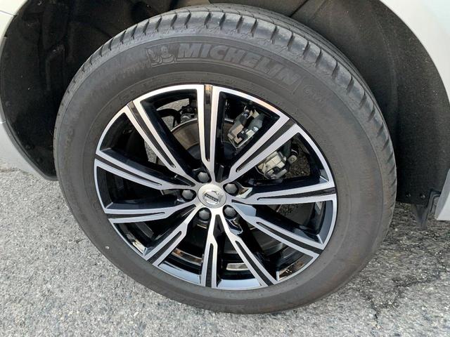 D4 AWD インスクリプション ワンオーナー/クリーンディーゼルエンジン搭載車/ヘッドアップディスプレイ/ベンチレーション&マッサージ機能付きシート(13枚目)