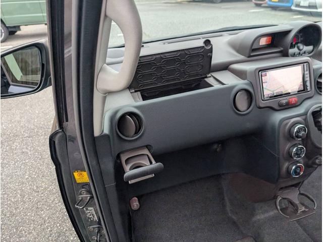 スペイド F 左パワースライド(23枚目)