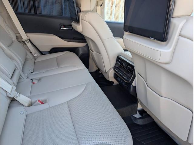 ランドクルーザー ＺＸ　純正ナビ　ヒッチメンバー　クールボックス　電動リアデフロック　サイドバイザー　リアモニター　サンルーフ（34枚目）