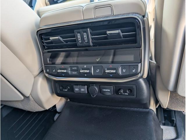 ランドクルーザー ＺＸ　純正ナビ　ヒッチメンバー　クールボックス　電動リアデフロック　サイドバイザー　リアモニター　サンルーフ（37枚目）