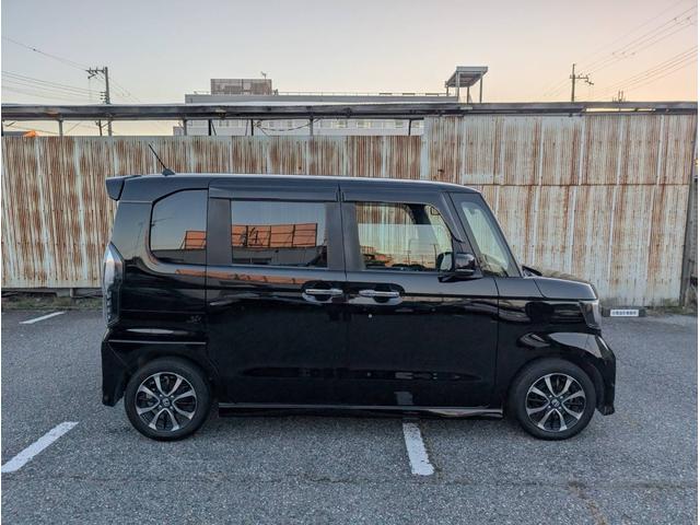 N-BOXカスタム G・Lホンダセンシング 1オーナー 禁煙車 8インチナビ TV ブルートゥース DVD再生 CD録音 Bカメラ 左パワースライド(6枚目)