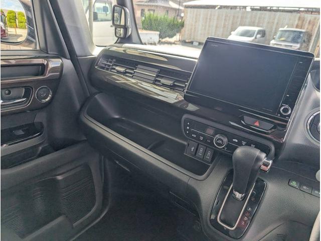 N-BOXカスタム G・Lホンダセンシング 1オーナー 禁煙車 8インチナビ TV ブルートゥース DVD再生 CD録音 Bカメラ 左パワースライド(17枚目)
