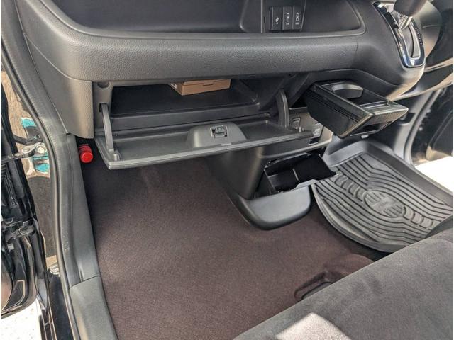 N-BOXカスタム G・Lホンダセンシング 1オーナー 禁煙車 8インチナビ TV ブルートゥース DVD再生 CD録音 Bカメラ 左パワースライド(23枚目)