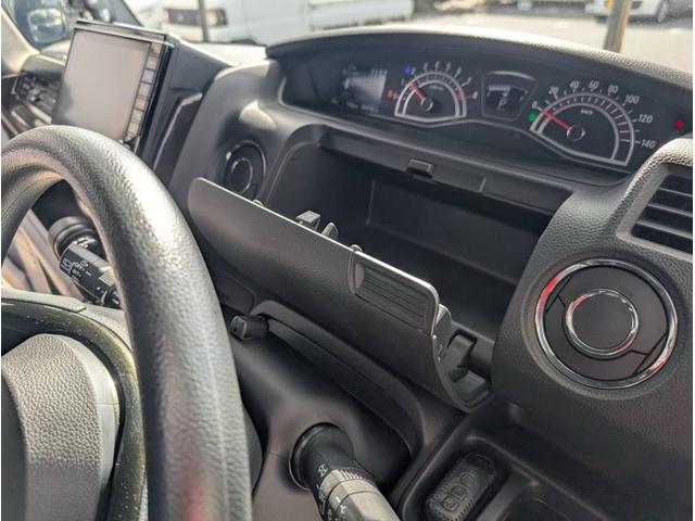 N-BOXカスタム G・Lホンダセンシング 1オーナー 禁煙車 8インチナビ TV ブルートゥース DVD再生 CD録音 Bカメラ 左パワースライド(29枚目)