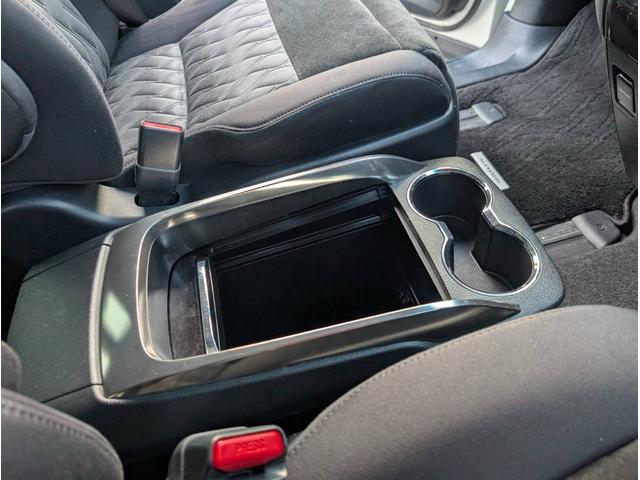 アルファード ２．５Ｓ　Ａパッケージ　１オーナー　ナビ　ＪＢＬ　フリップダウンモニター　３６０カメラ　ＢＳＭ　ドラレコ付（33枚目）