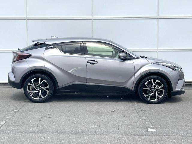 Ｃ－ＨＲ Ｇ　純正ナビ　禁煙車　バックカメラ　セーフティセンス　シーケンシャルＬＥＤヘッド　レーダークルーズ　クリアランスソナー　フルセグＴＶ　Ｂｌｕｅｔｏｏｔｈ再生　純正１８アルミ　スマートキー　ＥＴＣ（50枚目）