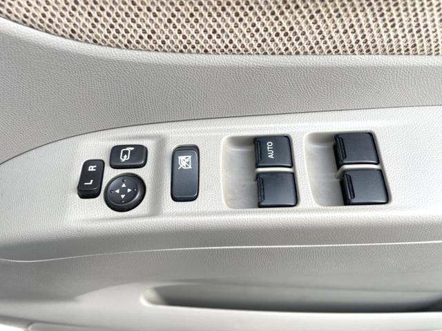パレット Ｇリミテッド　オーディオ　禁煙車　スマートキー　プライバシーガラス　ドアバイザー　バニティミラー　　ＣＤ（28枚目）