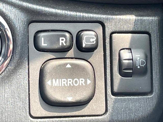ヴィッツ Ｆ　スマイルエディション　ＳＤナビ　バックカメラ　禁煙車　ドラレコ　コーナーセンサー　スマートキー　ＥＴＣ　オートライト　オートエアコン　Ｂｌｕｅｔｏｏｔｈ　ＣＤ　地デジ（27枚目）